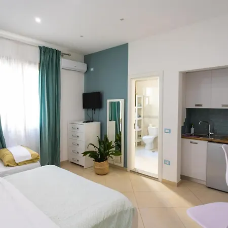 Toni's Casa de hóspedes Vlorë