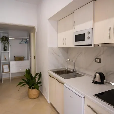 Toni's Casa de hóspedes Vlorë