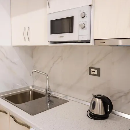 Toni's Gasthof Vlorë