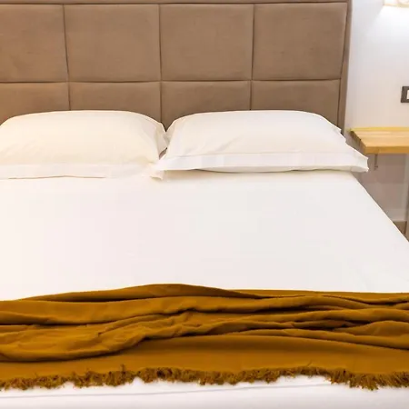 Toni's Gasthof Vlorë